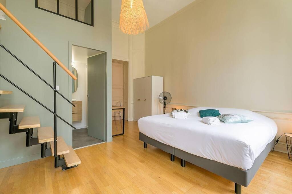 Apartamento Le Bressey Dijon Exterior foto