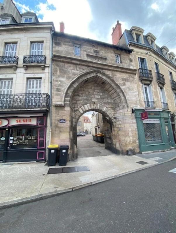 Apartamento Le Bressey Dijon Exterior foto